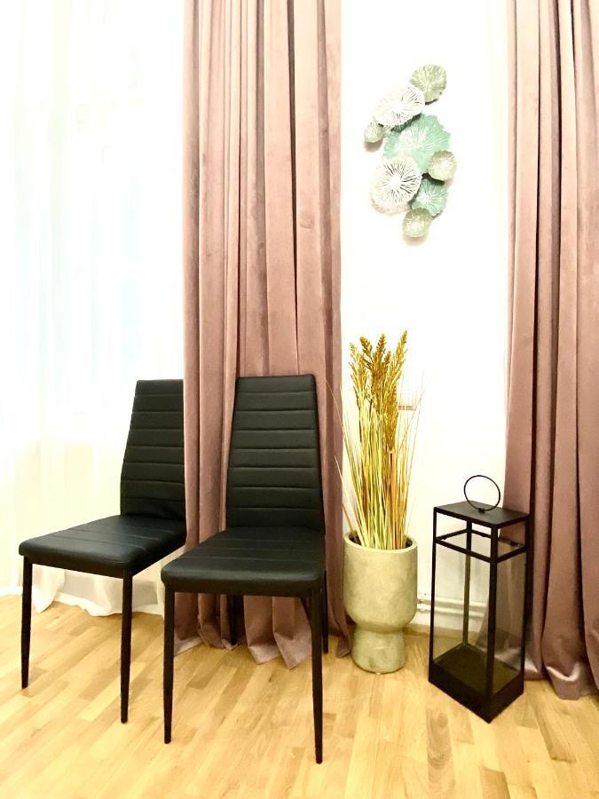 Republique Family Apartment Brasov Exterior photo