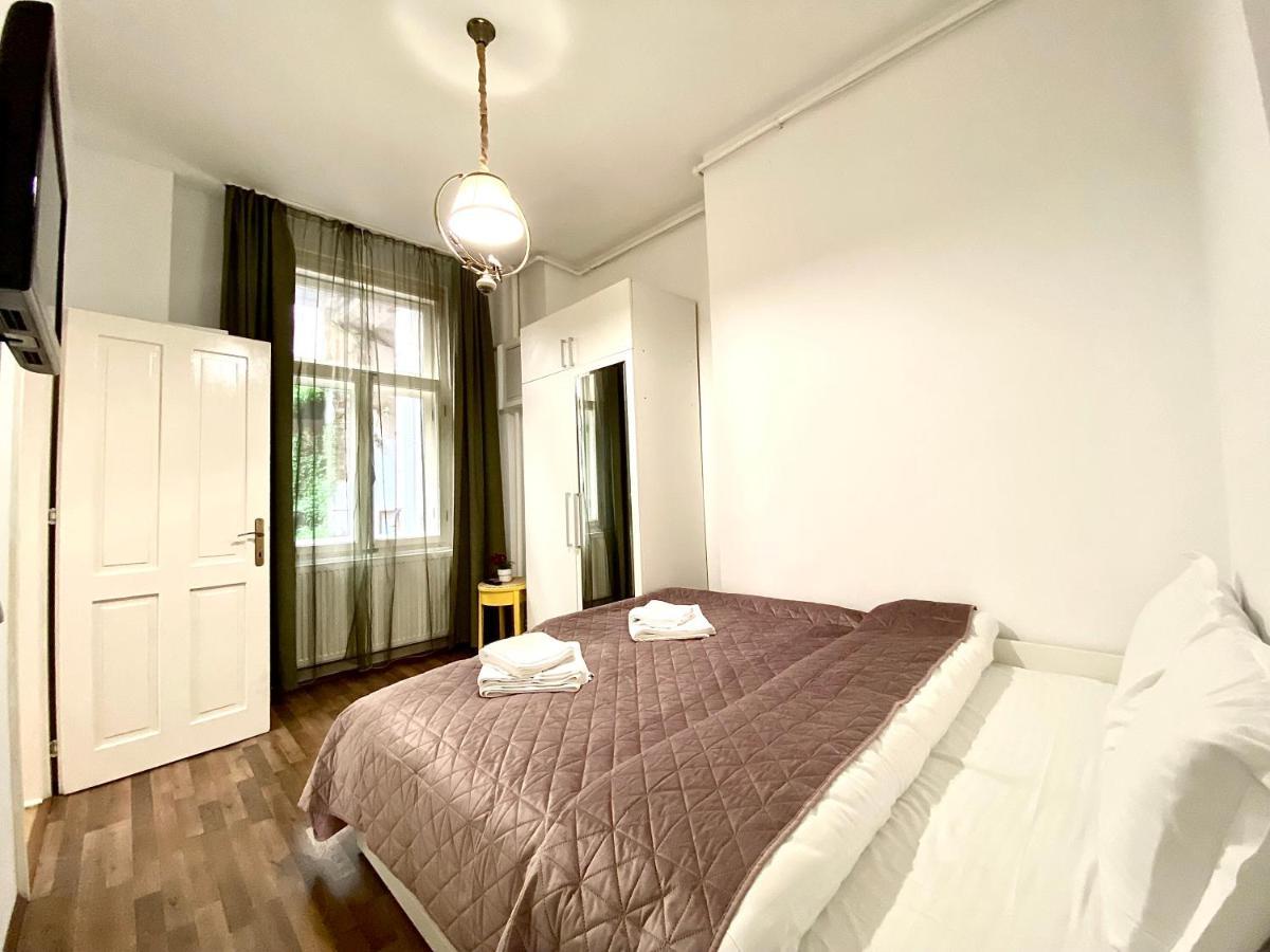 Republique Family Apartment Brasov Exterior photo