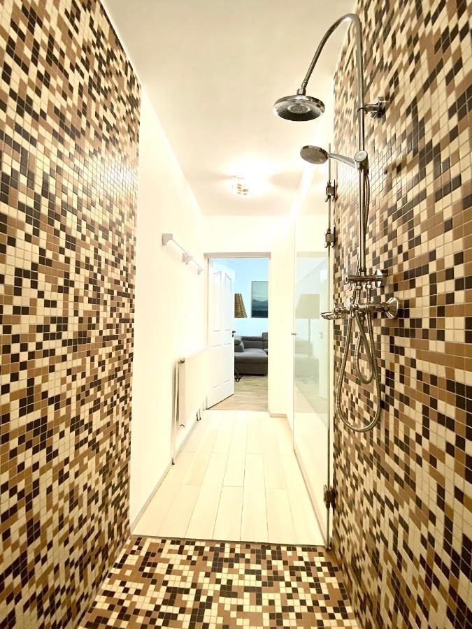 Republique Family Apartment Brasov Exterior photo